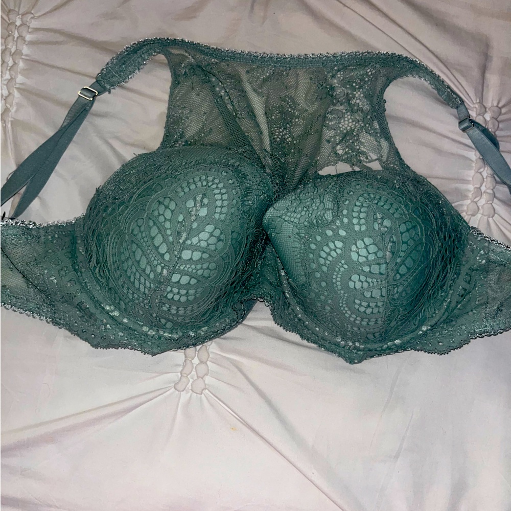 Victorias Secret bra